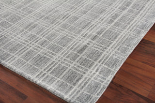 Exquisite Rugs Fairbanks 3834 Gray/White Area Rug Corner Image