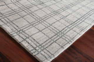 Exquisite Rugs Fairbanks 3835 White/Light Silver/Gray Area Rug Corner Image