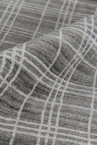 Exquisite Rugs Fairbanks 3836 Silver/White Area Rug Pile Image