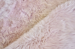 Exquisite Rugs Sheepskin 3846 Blush Area Rug Pile Image