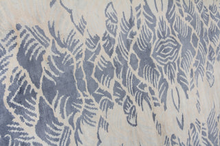 Exquisite Rugs Cassina 3869 Ivory/Blue Area Rug Lifestyle Image Feature