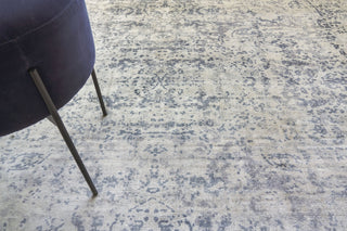 Exquisite Rugs Cassina 3904 Gray/Ivory Area Rug Lifestyle Image Feature