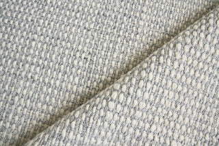 Exquisite Rugs Ferrus 3955 Silver/Ivory Area Rug by The Met Pile Image