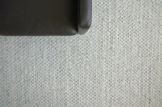 Exquisite Rugs Rialto 3957 Light Gray Area Rug by The Met Detail Image