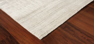 Exquisite Rugs Castelli 3975 Ivory Area Rug Corner Image