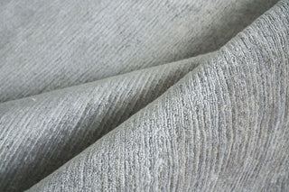 Exquisite Rugs Crush 4001 Light Silver Area Rug Pile Image