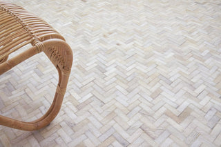 Exquisite Rugs Mosaic Leather 4055 Ivory Area Rug Lifestyle Image Feature