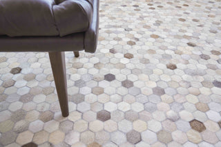 Exquisite Rugs Mosaic Leather 4059 Silver Area Rug Lifestyle Image Feature