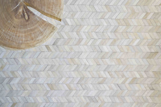 Exquisite Rugs Mosaic Leather 4061 Ivory Area Rug Detail Image