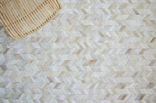Exquisite Rugs Mosaic Leather 4064 Light Beige Area Rug Detail Image