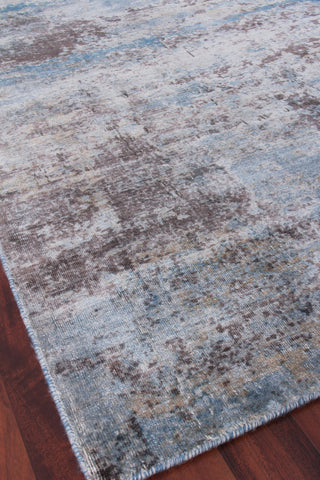 Exquisite Rugs Vintage Heirloom 4182 Gray/Brown/Blue Area Rug Lifestyle Image Feature