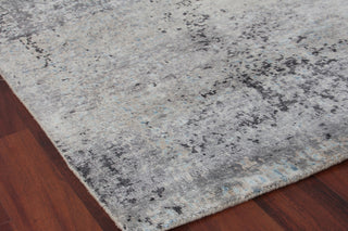 Exquisite Rugs Fine Pure Silk 4212 Ivory/Dark Gray/Multi Area Rug Corner Image