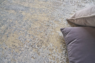 Exquisite Rugs Fine Pure Silk 4227 Gray/Beige Area Rug Detail Image