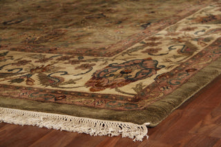 Exquisite Rugs Moghul 4344 Light Green/Gold Area Rug Corner Image