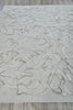 Exquisite Rugs Goudy 4349 Ivory/Beige Area Rug Closeup Image