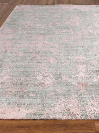 Exquisite Rugs Lillian 4468 Gray/Rose Area Rug by The Met Pile Image