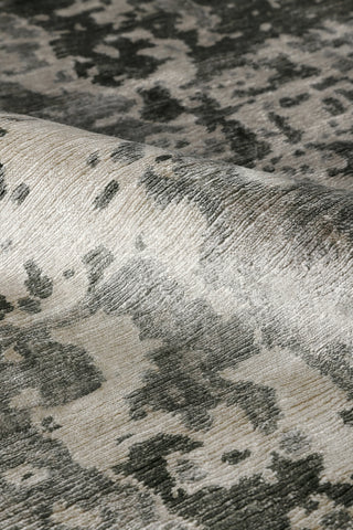 Exquisite Rugs Bamboo Silk 4526 Gray/Silver Area Rug Pile Image
