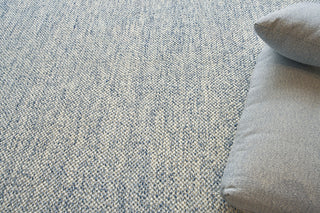 Exquisite Rugs Rhodes 4566 Blue Area Rug Detail Image