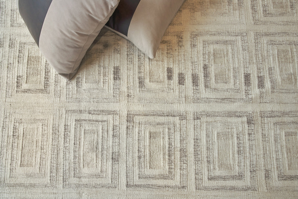 Exquisite Rugs Scandinavian 4589 Beige Area Rug Lifestyle Image Feature