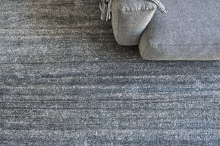 Exquisite Rugs Plush 4663 Charcoal Area Rug Detail Image