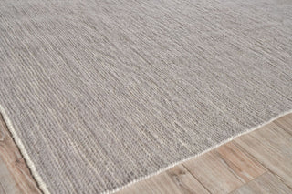 Exquisite Rugs Triana 4684 Gray Area Rug Corner Image