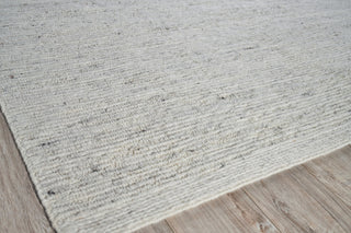 Exquisite Rugs Sorrento 4687 Silver Area Rug Corner Image