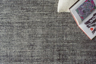 Exquisite Rugs Montero 4693 Black/Ivory Area Rug by The Met Detail Image