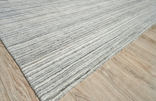 Exquisite Rugs Rossini 4696 Gray/Light Gray Area Rug Corner Image