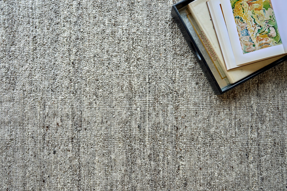 Exquisite Rugs Sorrento 4700 Gray Area Rug Lifestyle Image Feature