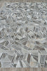 Exquisite Rugs Natural Hide 4782 Gray/Ivory Area Rug Closeup Image