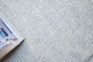 Exquisite Rugs Tranquility 4784 Silver Area Rug Detail Image