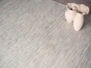 Exquisite Rugs Tranquility 4785 Gray Area Rug Lifestyle Image Feature