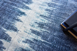 Exquisite Rugs Chroma 4808 Navy Area Rug Lifestyle Image Feature