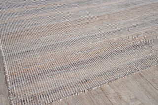 Exquisite Rugs Lenzi 4863 Light Beige Area Rug Corner Image