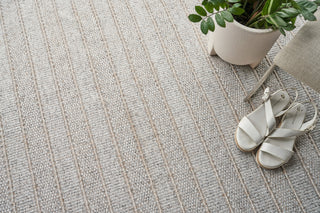 Exquisite Rugs Nova 4865 Natural Beige Area Rug Lifestyle Image Feature