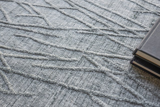Exquisite Rugs Crescendo 4905 Charcoal Gray Area Rug Lifestyle Image Feature