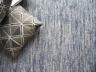 Exquisite Rugs Tranquility 4951 Blue Area Rug Lifestyle Image Feature