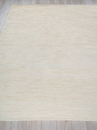 Exquisite Rugs Tranquility 4956 Beige Area Rug Closeup Image
