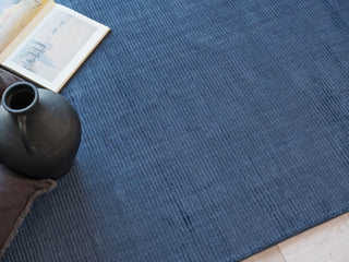 Exquisite Rugs The Blues 4977 Navy Area Rug Lifestyle Image Feature