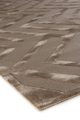 Exquisite Rugs Metro Velvet 5009 Beige Area Rug by The Met Detail Image
