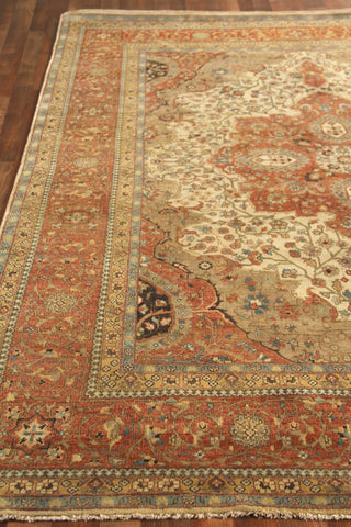 Exquisite Rugs Fine Serapi 5022 Ivory/Rust Area Rug Closeup Image