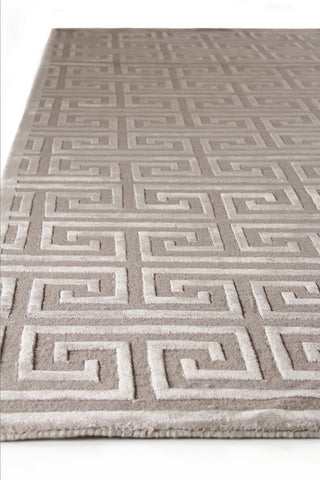 Exquisite Rugs Metro Velvet 5048 Taupe Area Rug by The Met Closeup Image