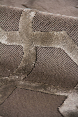 Exquisite Rugs Metro Velvet 5057 Taupe Area Rug by The Met Pile Image