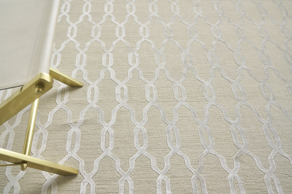 Exquisite Rugs Harmony Tibetan 5060 Light Beige/Ivory Area Rug by The Met Lifestyle Image Feature