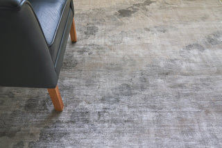 Exquisite Rugs Koda 5071 Gray/Multi Area Rug Closeup Image