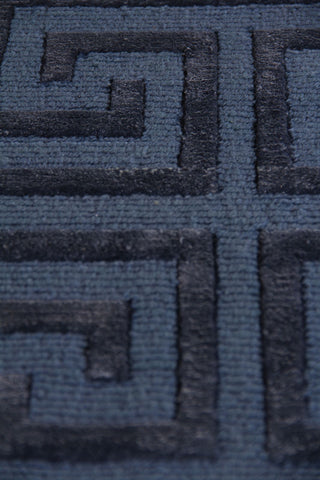 Exquisite Rugs Metro Velvet 5161 Blue Area Rug Closeup Image