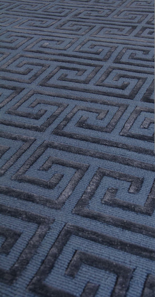 Exquisite Rugs Metro Velvet 5161 Blue Area Rug Detail Image