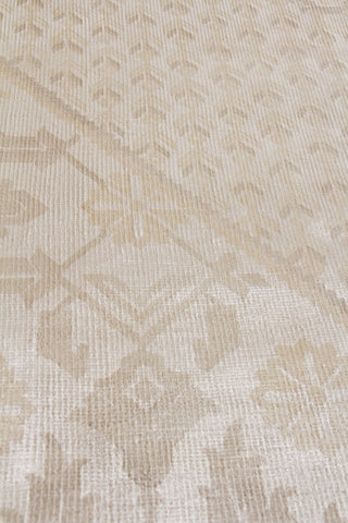 Exquisite Rugs Carrera 5170 Ivory Area Rug Closeup Image