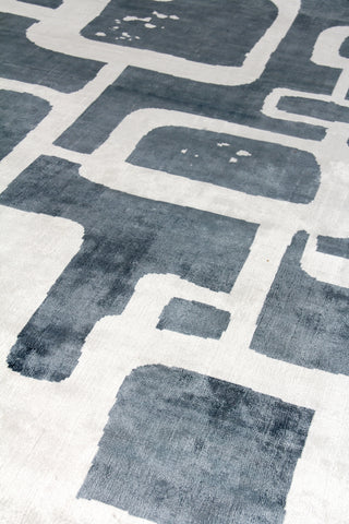 Exquisite Rugs Koda 5181 Denim/Ivory Area Rug Lifestyle Image Feature
