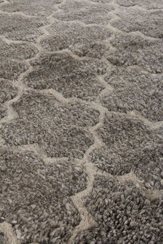 Exquisite Rugs Lux Look 5188 Gray Area Rug Lifestyle Image Feature